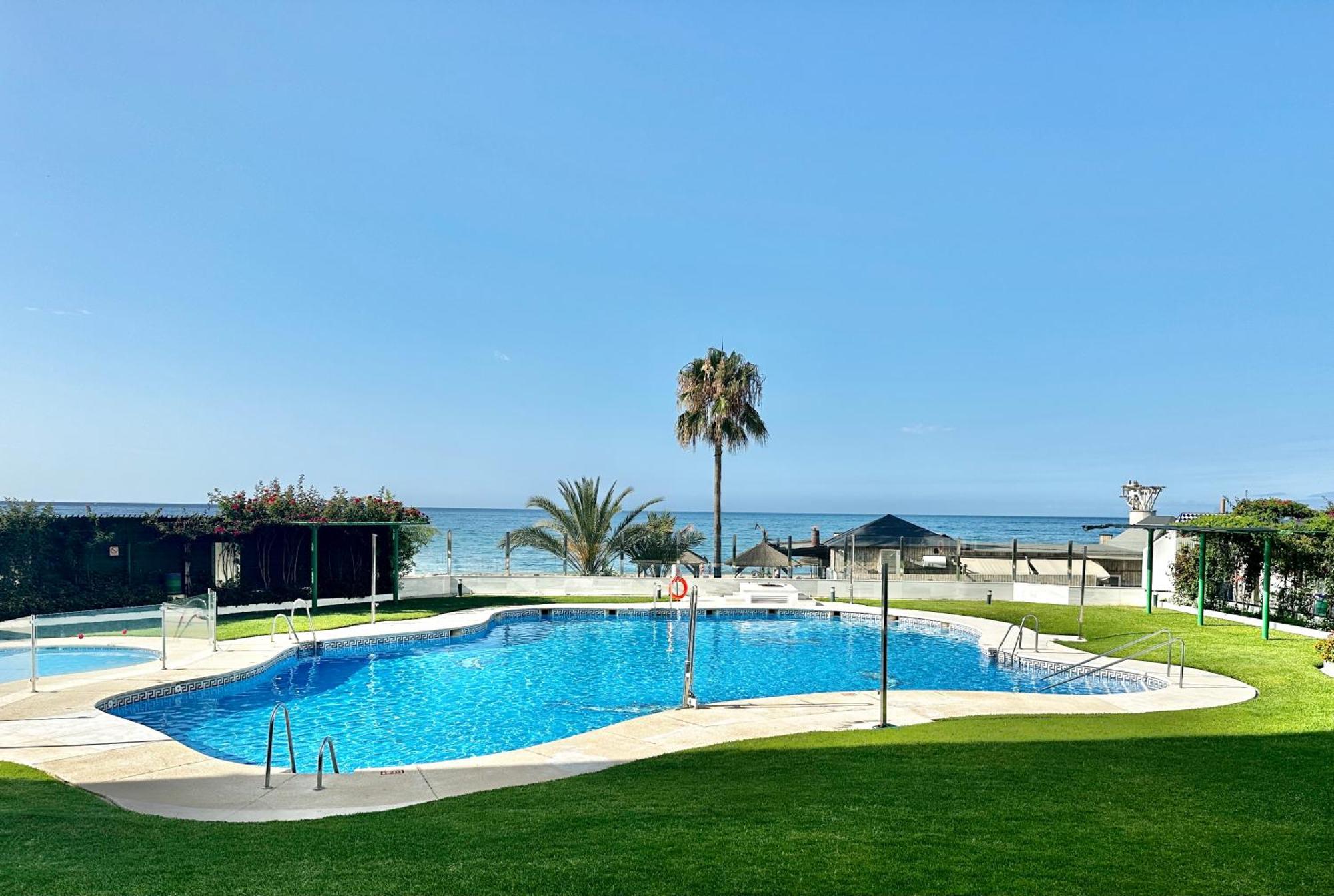 Banana Beach II - Eaw Homes Марбелья Экстерьер фото